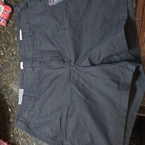 NWT Gap black shorts